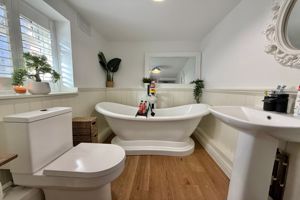 Feature Bathroom- click for photo gallery